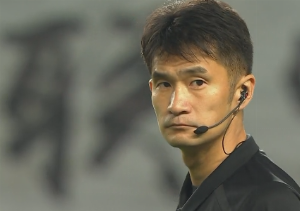 津媒:津连战主裁确定,“高配”执法组凸显官方对本场赛事的重视配图