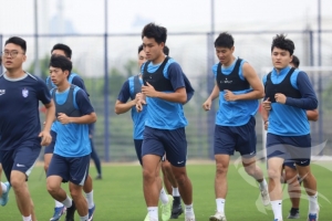 经过了短暂休整，武汉三镇一线队今日收队集结配图