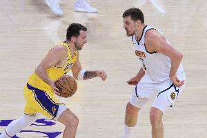 卡佩拉评NBA足球表现Top 5：恩比德 东契奇 西卡 字母哥 约基奇配图