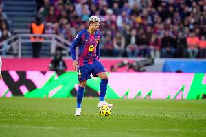 每体：乌拉圭无视巴萨警告让阿劳霍一天两练致受伤，巴萨对此不满配图