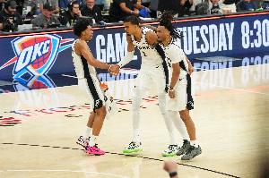 马刺连选文班卡斯尔哈珀！火媒：NBA随即禁止球队连续3年获Top5签配图