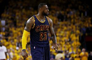 NBA最近20年仅2次总决赛横扫 都是詹姆斯率领的骑士配图