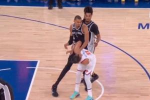 Stein：NBA将审查文班对布伦森的犯规动作 以决定是否追加处罚配图
