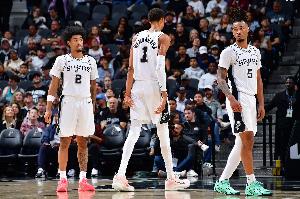 帕森斯：马刺有最好的年轻双核文班+卡斯尔 算上哈珀能讨论BIG3了配图