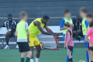 TA：托马斯涉性侵指控仍参与儿童足球活动，儿童保护问题引发质疑配图