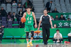 媒体人：辽宁男篮计划在7月初和吉林男篮进行两场热身赛配图