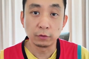解说：文班并不需要招牌技术 应该精进投射&练低位 变得更全面配图