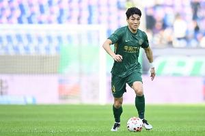 记者：除朴镇燮参加世界杯，浙江队外援全部抵达陕西冲击足协杯配图