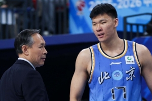 媒体人：范子铭不想离开北京 但是他希望有球打 不想把自己待废了配图