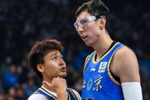 重新出发！媒体人：北京男篮今天结束休假 准备开启夏训配图