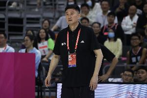 解说：教练像一条鱼&在队时间长了就会发臭 杜锋话语出现效应递减配图